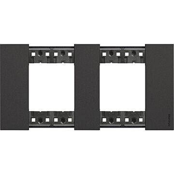 Placa embellecedora living now de color dark - 2 x 2 módulos