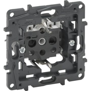 Base de corriente 2p+t niloé step - borne automático - 16a - 250v~