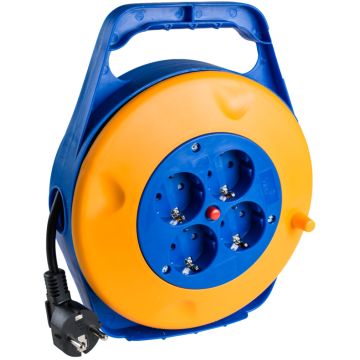 Enrollacable con 4 bases 2p+t, 16a 230v~. 10 m de cable h05vv-f 3g1 mm².