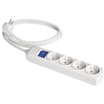 Prolongador con 4 bases 2p+t 16a 250v~.  con interruptor luminoso. 3 m de cable.
