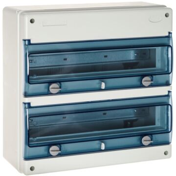 Caja industrial de distribución de 36 elementos.