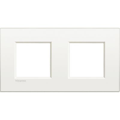 Placa embellecedora Livinglight AIR de color Blanco - 2 x 2 módulos