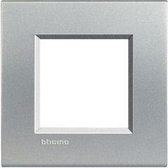 Placa embellecedora livinglight de color tech - 2mod