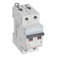 Magnetotérmico dx³ 6000/10 ka - 1p+n - 230 v~ - 25a - curva c