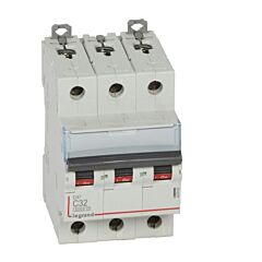 Magnetotérmico dx³ 6000/10 ka - 3p - 400 v~ - 32a - curva c
