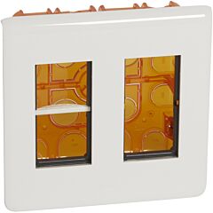 Caja de puesto de trabajo empotrado mosaic para 2x4 módulos - material plástico - blanco