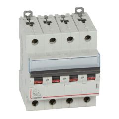 Magnetotérmico dx³ 6000/10 ka - 4p - 400 v~ - 32a - curva c