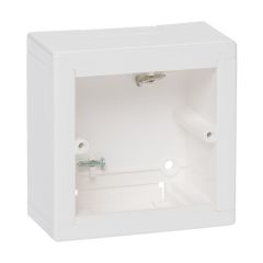 Caja de superficie para instalación de mecanismos universales en microcanal dlplus