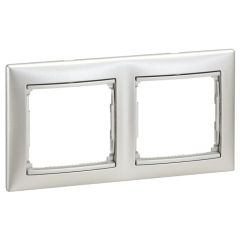 Placa embellecedora valena de 2 elementos de color aluminio brillante para montaje horizontal