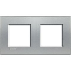 Placa embellecedora livinglight de color tech - 2 x 2 módulos