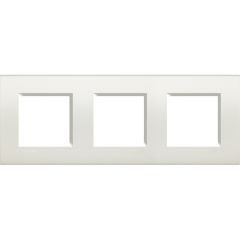 Placa embellecedora livinglight de color blanco - 2 x 3 módulos