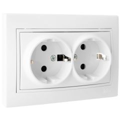 Base fija doble 2p+t, 16a 250v~. monobloc. de empotrar.