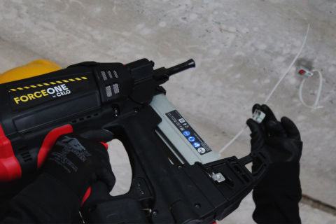 Nueva FORCE ONE, la nueva clavadora a gas de Celo