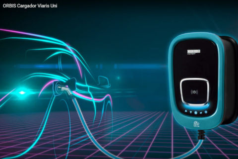 Cargador Viaris UNI de Orbis