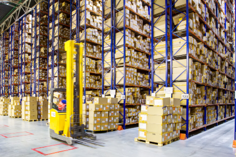 S&P nos muestra los factores a tener en cuenta para un cálculo correcto de la ventilación en una nave industrial