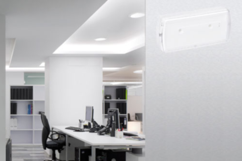 Conoce los detalles de la luminaria URA21 LED de Legrand